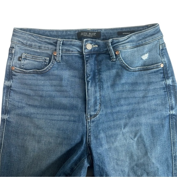 Judy Blue Women's High-Rise Tummy Control Destroyed Knee Straight Jeans Size 31 - Picture 2 of 11